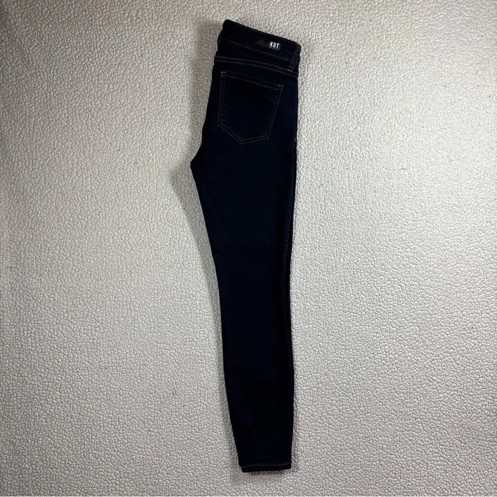 Kut From The Kloth Women’s Dark Wash Stretch Jeans Size 0 Mid Rise Slim Classic - Picture 8 of 16